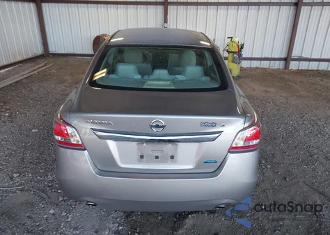 2013 Nissan Altima 2.5 S z USA, uszkodzony, nr VIN 1N4AL3AP5DC176156
